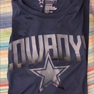 NWT Men’s XL Dallas Cowboys short sleeved shirt